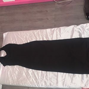 Black Scrunched strap maxi dress from Fashion Nova. Size L.